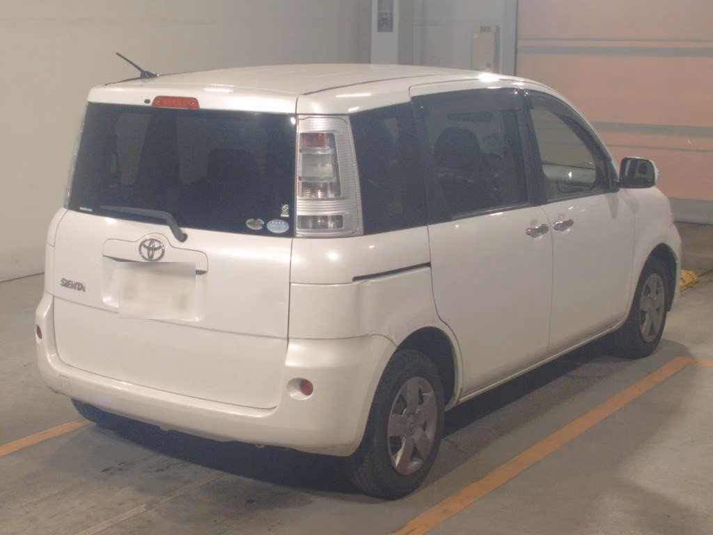 TOYOTA SIENTA