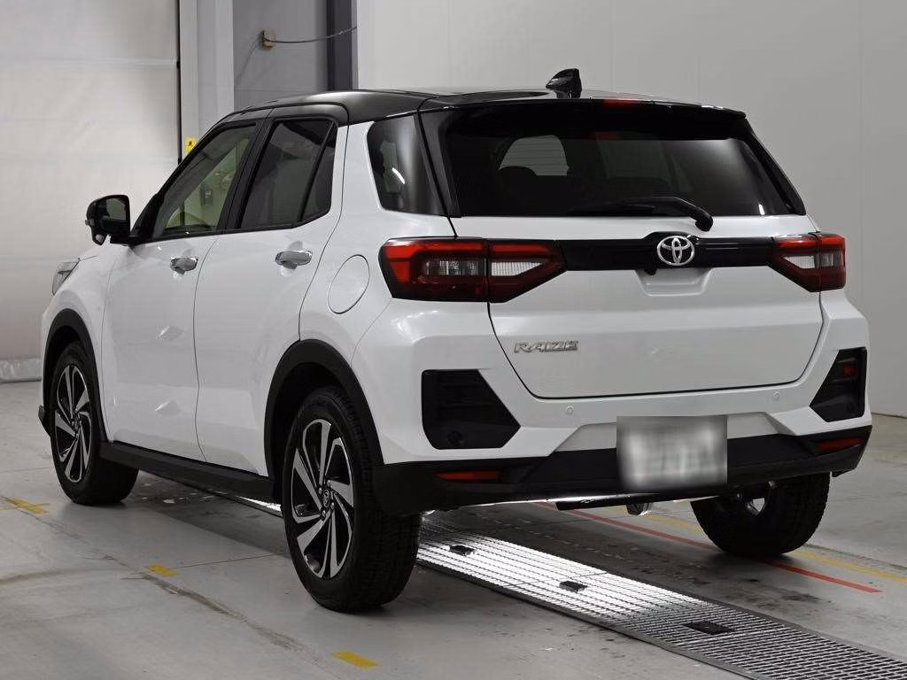 TOYOTA RAIZE