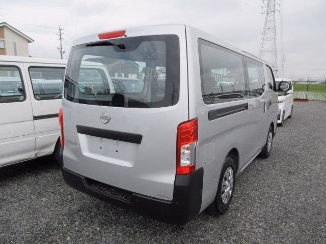 NISSAN CARAVAN
