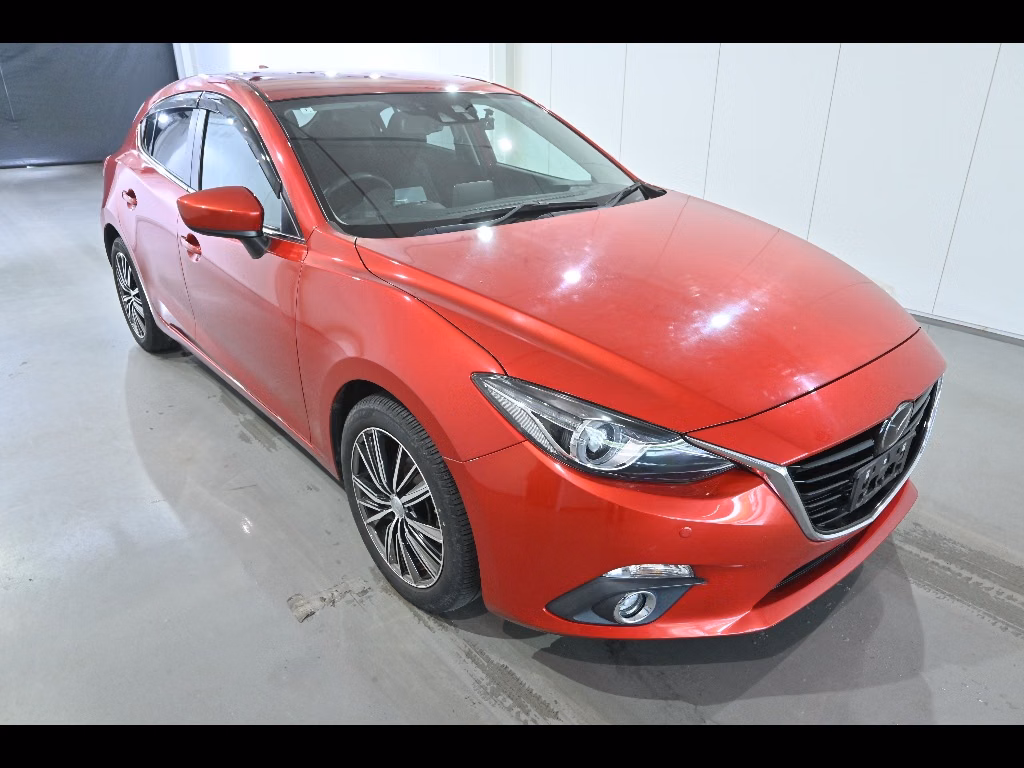 MAZDA AXELA