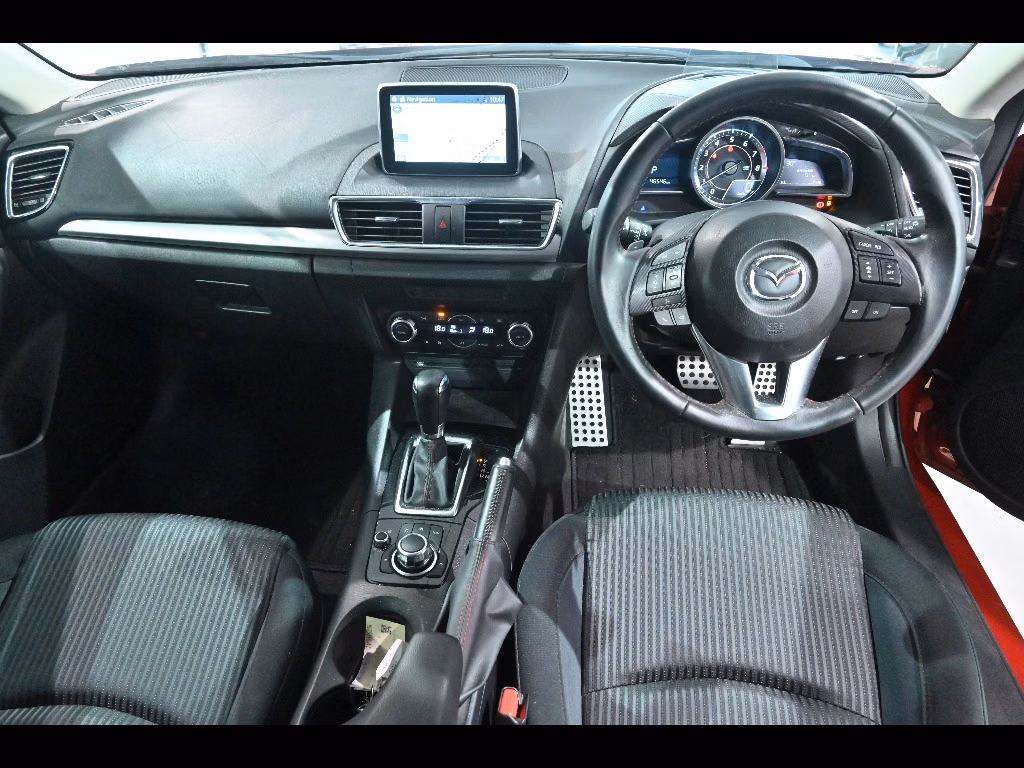 MAZDA AXELA