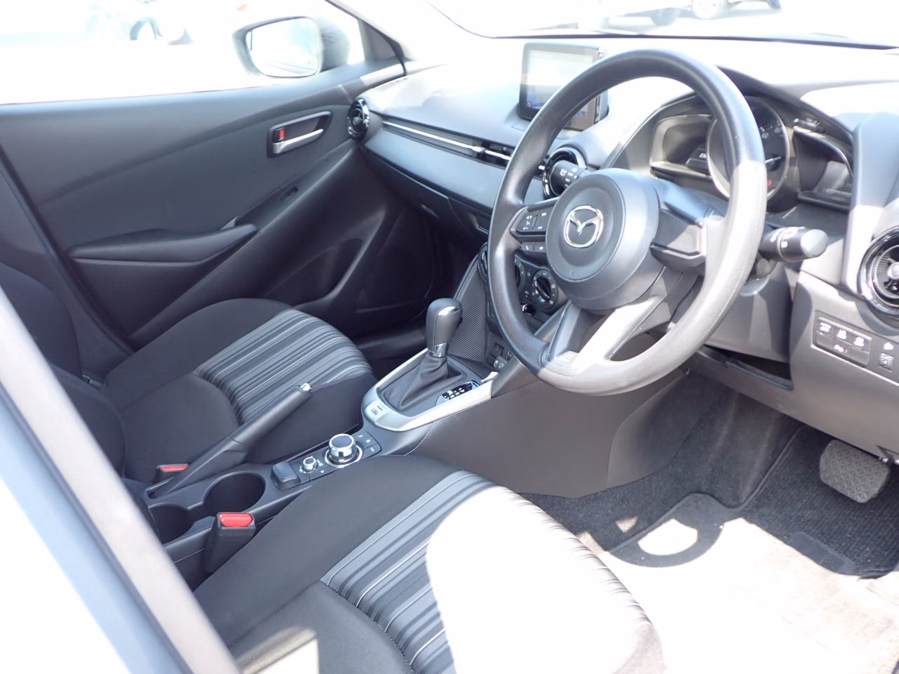 MAZDA MAZDA2