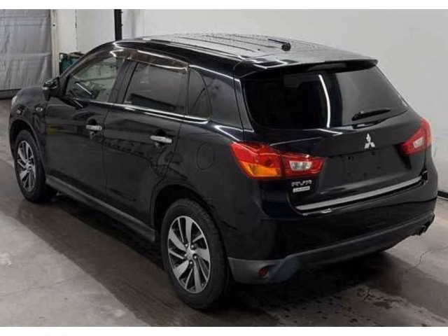 MITSUBISHI RVR