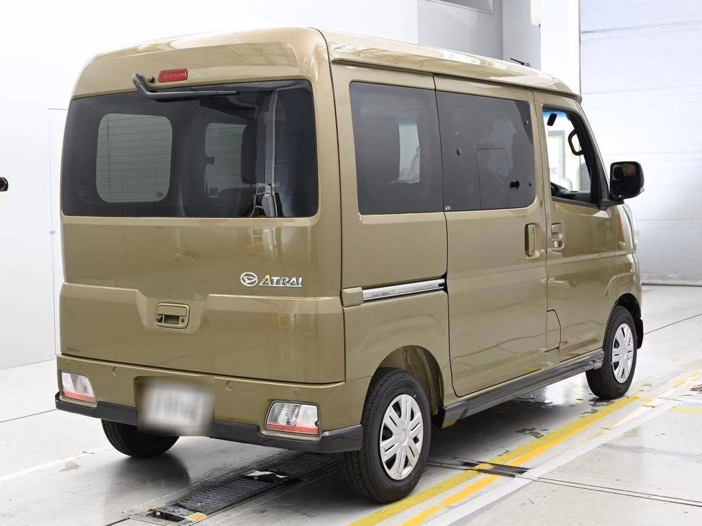 DAIHATSU ATRAI