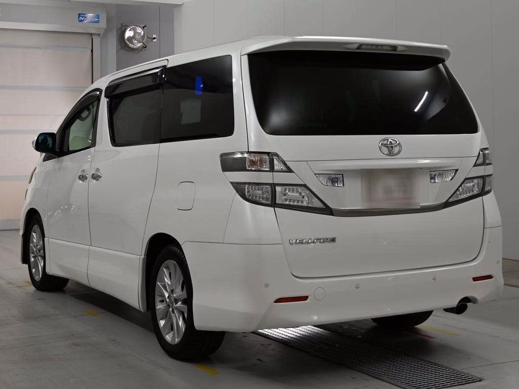 TOYOTA VELLFIRE