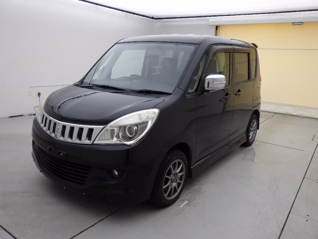 MITSUBISHI DELICA D:2