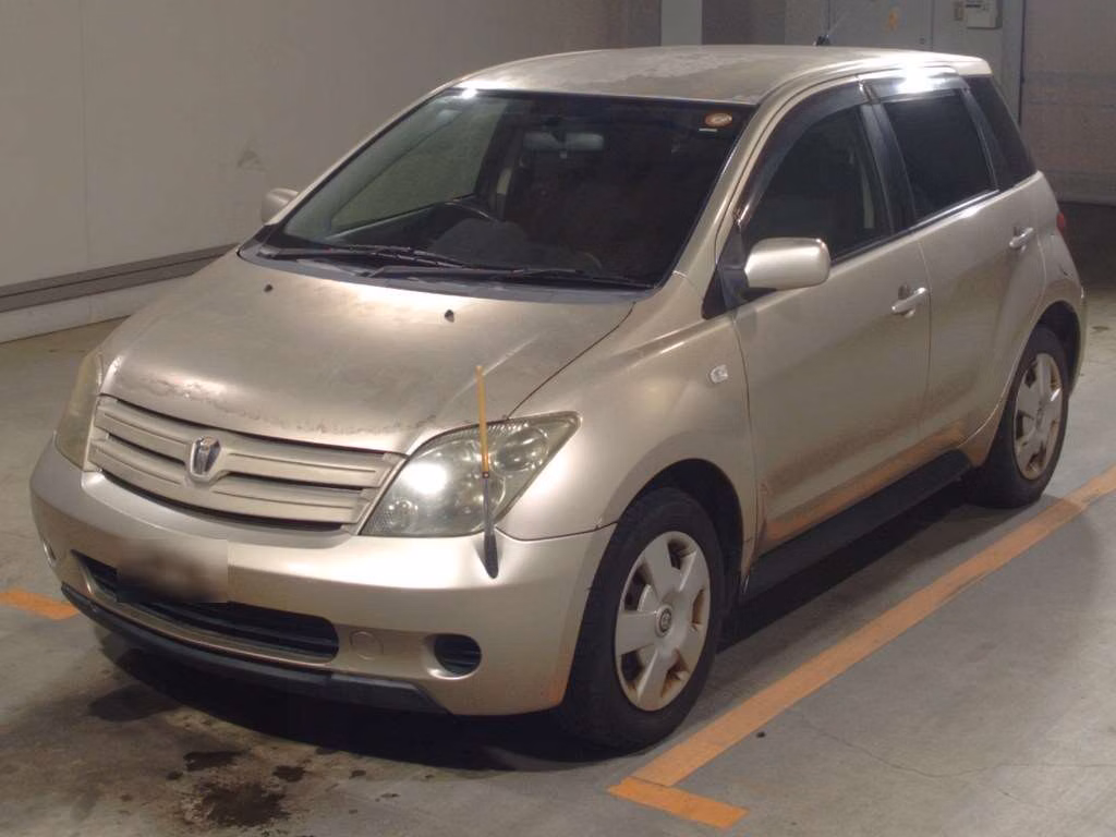 TOYOTA IST