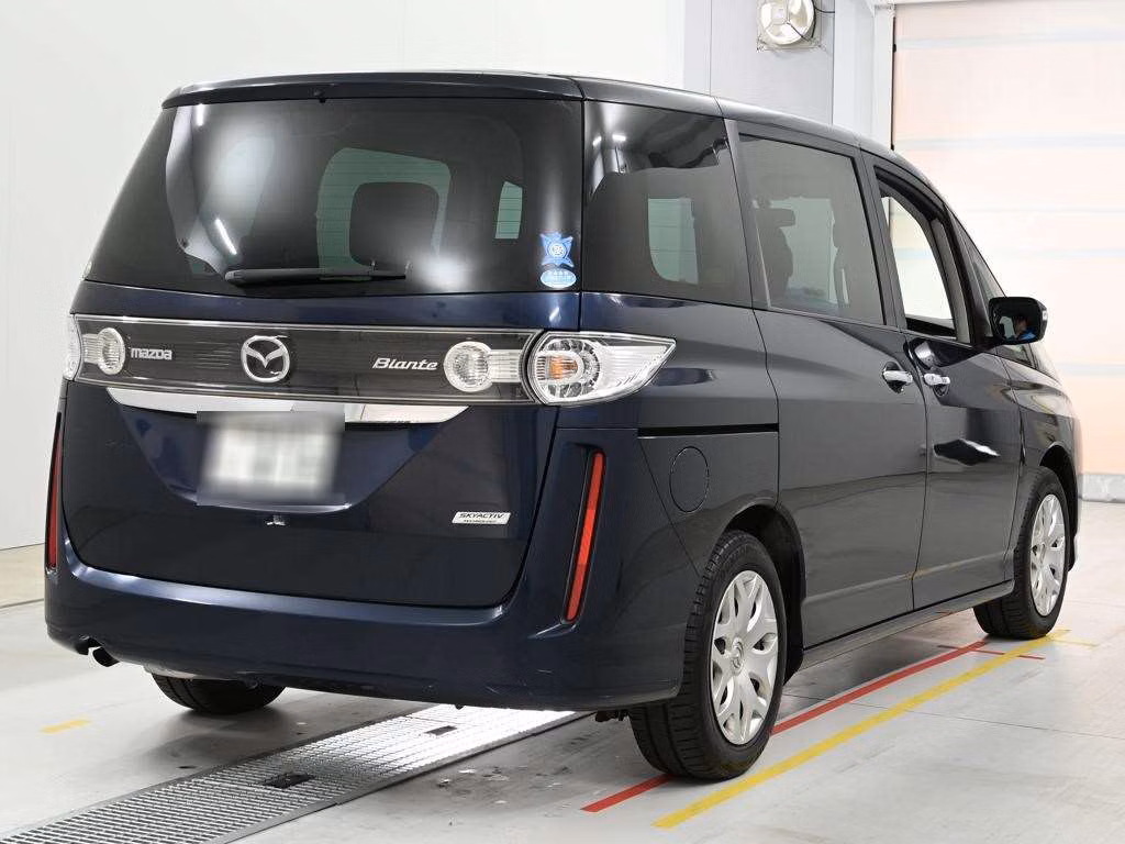 MAZDA BIANTE