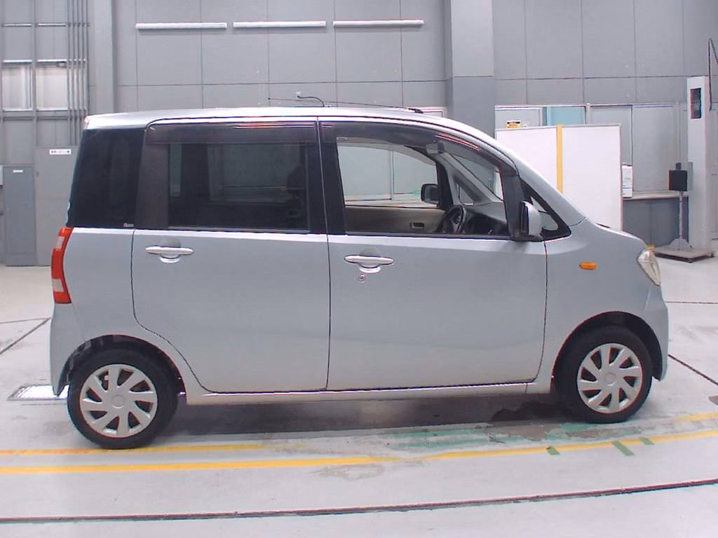 DAIHATSU TANTO EXE