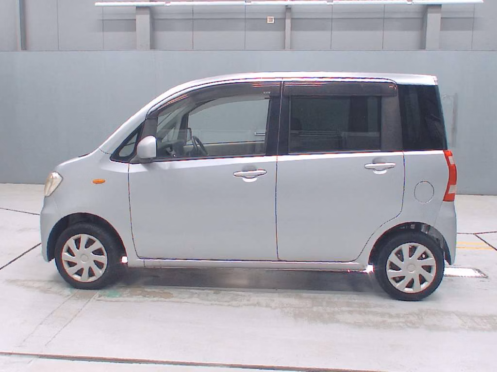 DAIHATSU TANTO EXE