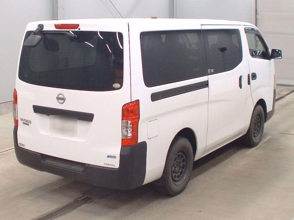 NISSAN NV350 CARAVAN