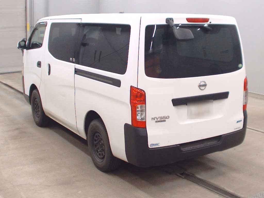 NISSAN NV350 CARAVAN