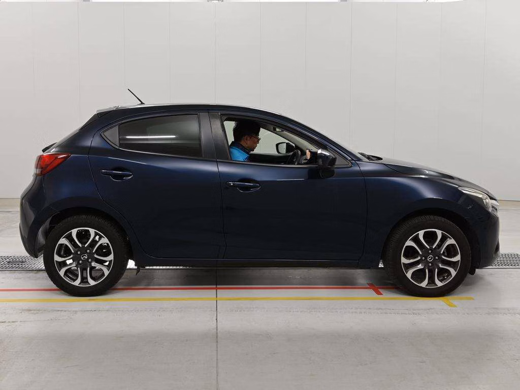 MAZDA MAZDA2