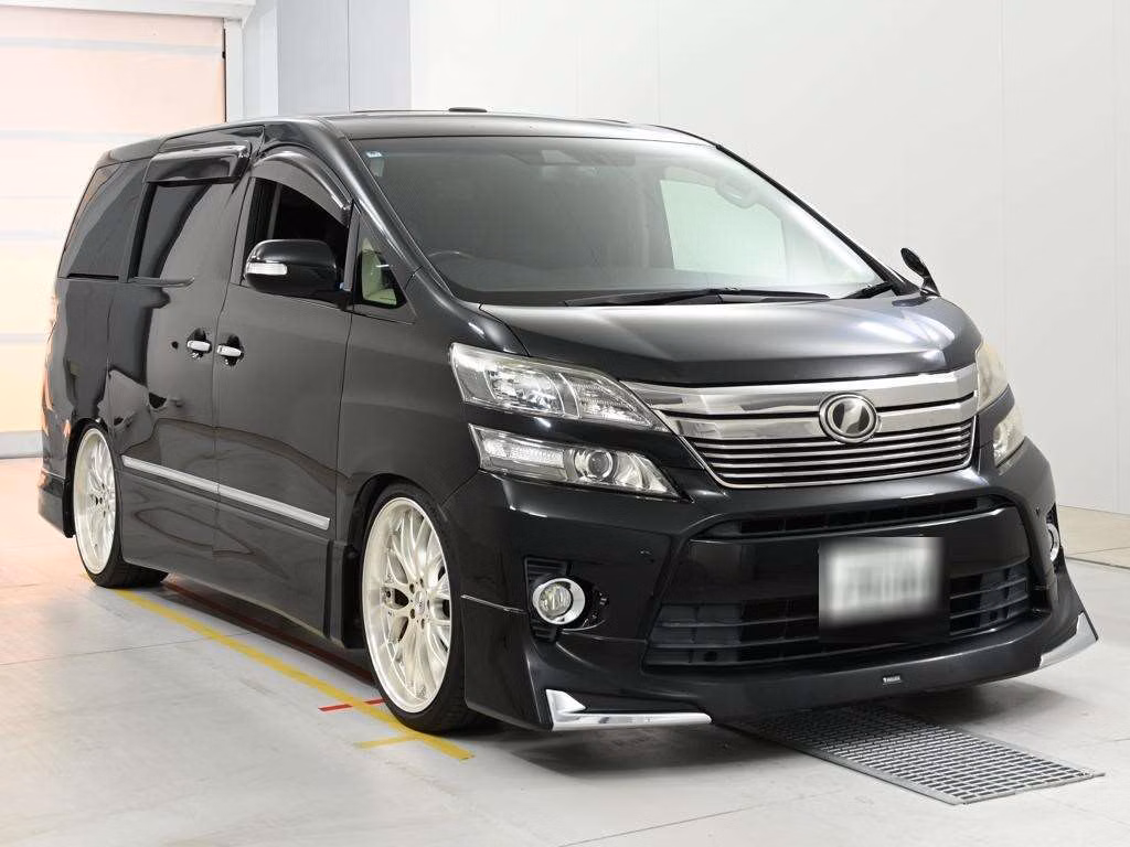 TOYOTA VELLFIRE