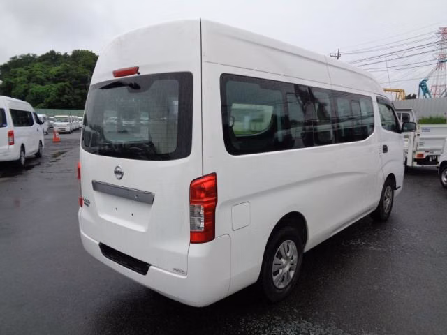 NISSAN NV350 CARAVAN