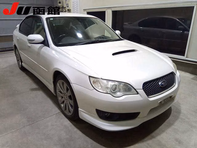 SUBARU LEGACY B4