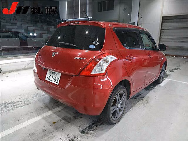 SUZUKI SWIFT