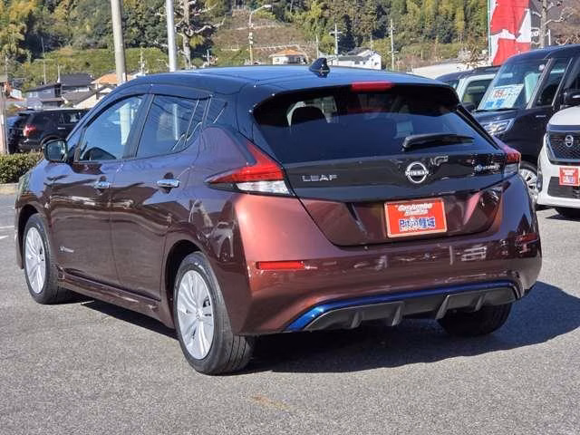 NISSAN LEAF