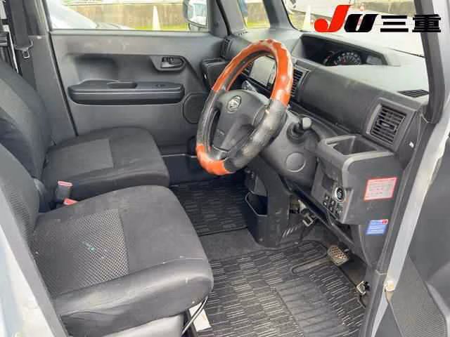 DAIHATSU HIJET CADDIE