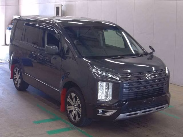 MITSUBISHI DELICA D:5