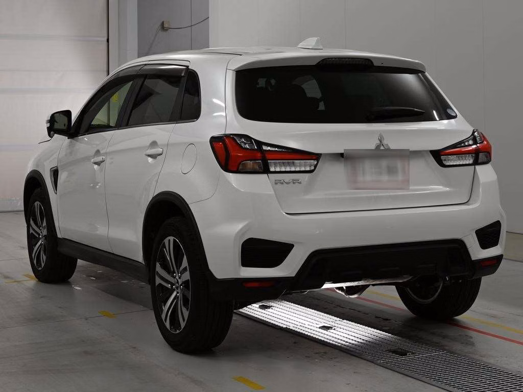 MITSUBISHI RVR