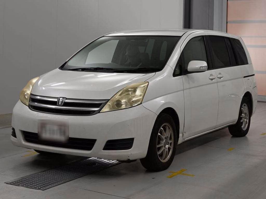 TOYOTA ISIS