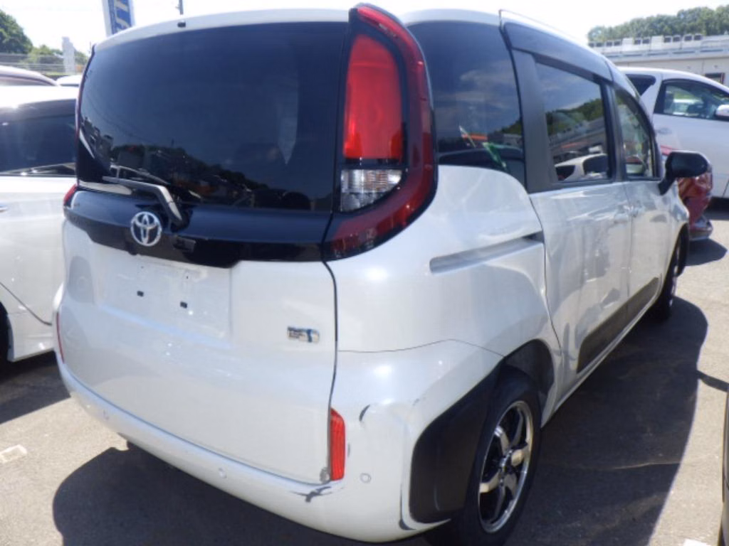 TOYOTA SIENTA