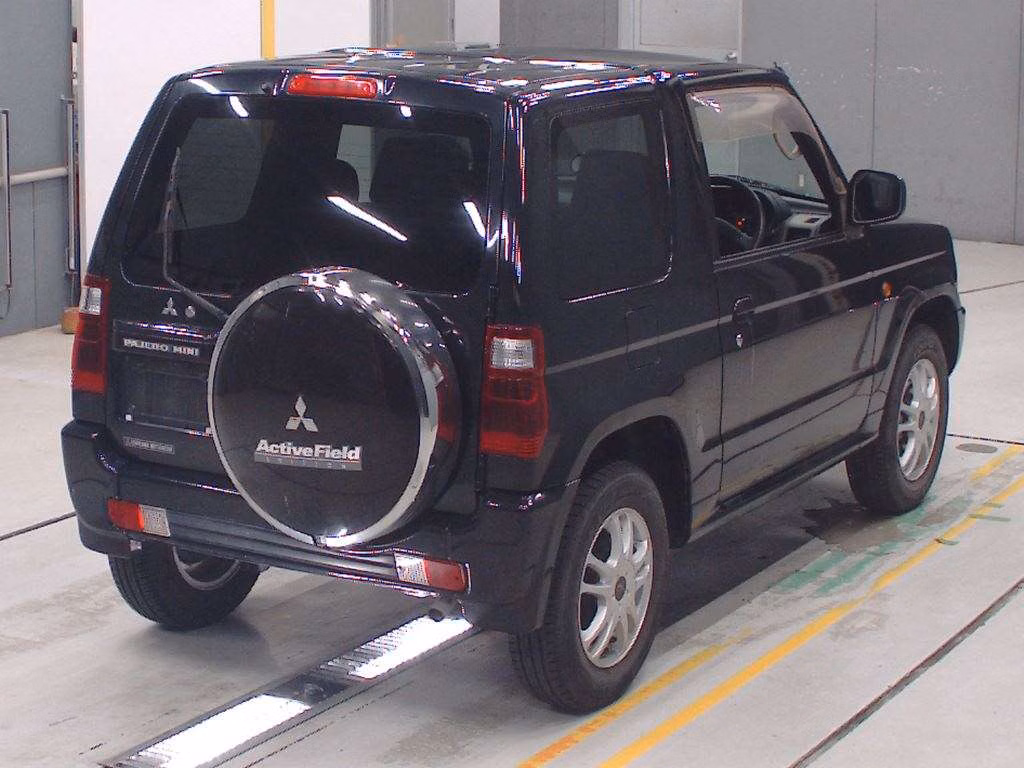 MITSUBISHI PAJERO MINI