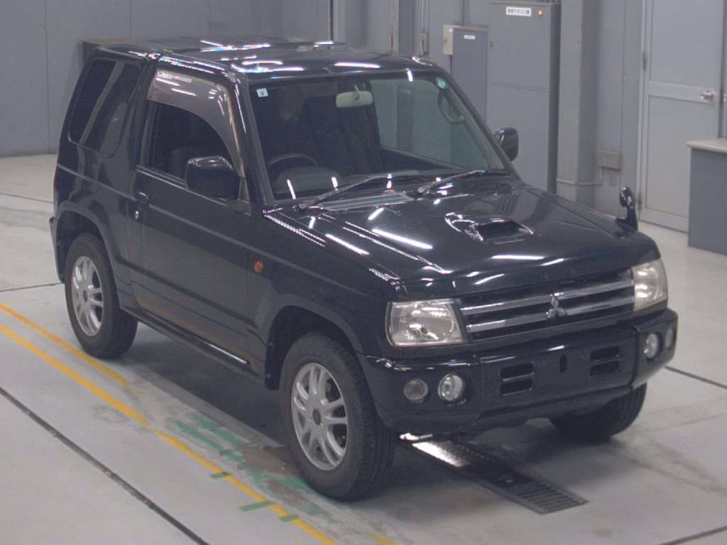 MITSUBISHI PAJERO MINI