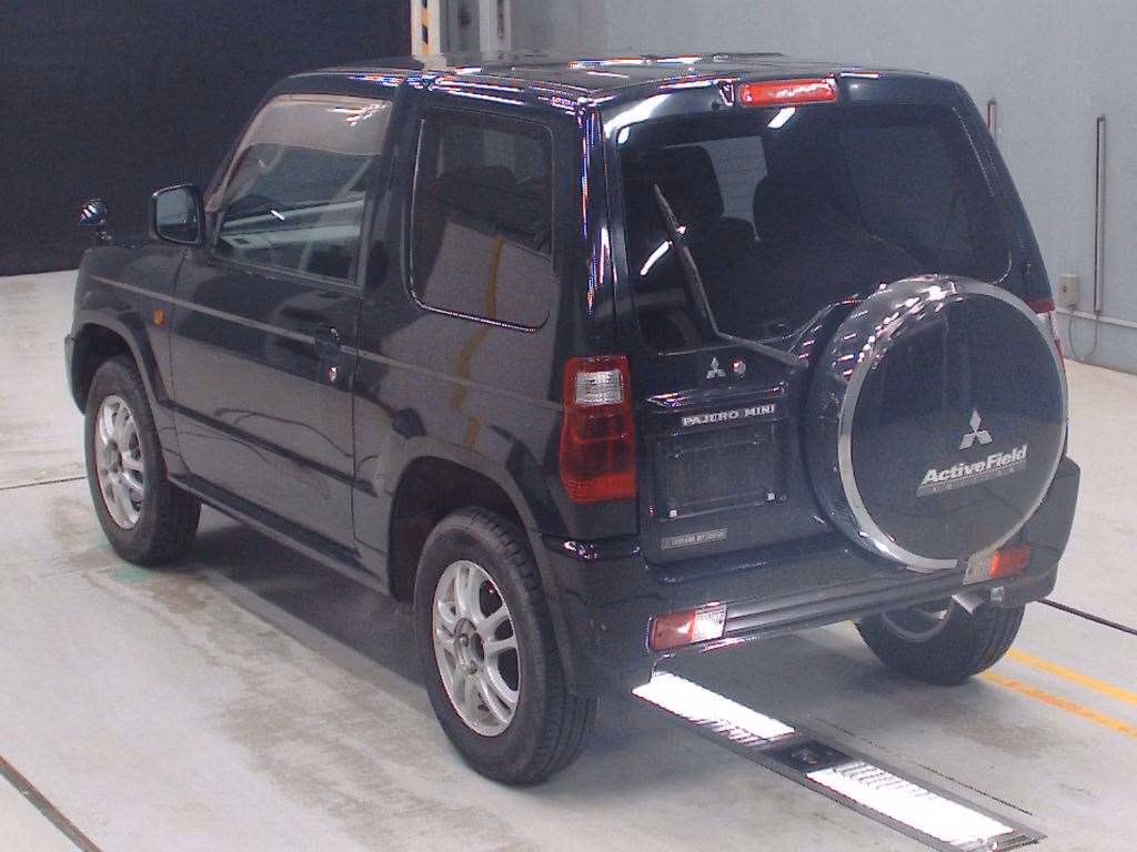 MITSUBISHI PAJERO MINI