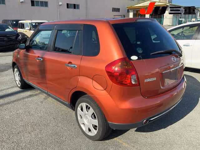 MAZDA VERISA