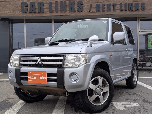 MITSUBISHI PAJERO MINI