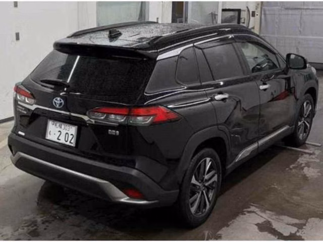 TOYOTA COROLLA CROSS
