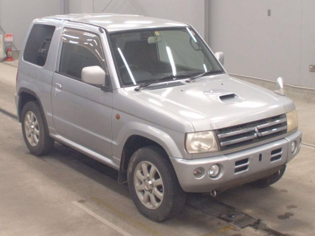 MITSUBISHI PAJERO MINI