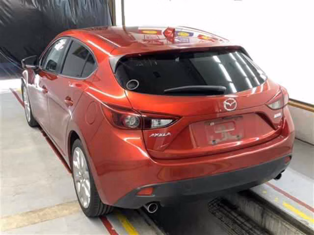 MAZDA AXELA