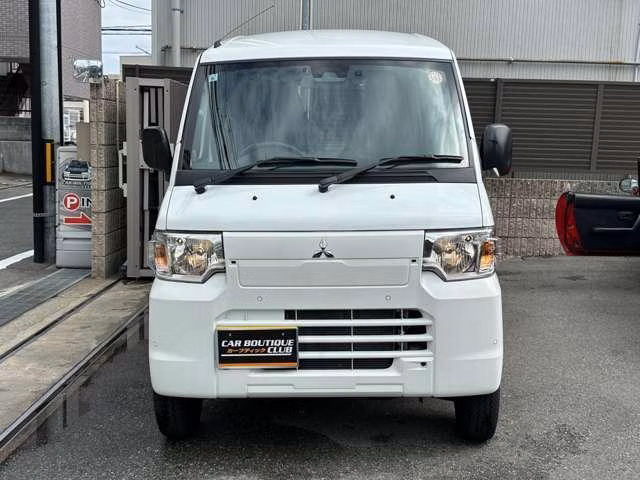 MITSUBISHI MINICAB MIEV
