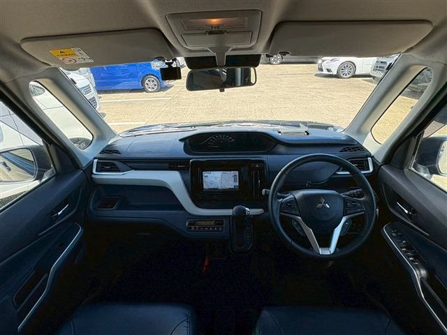 MITSUBISHI DELICA D:2