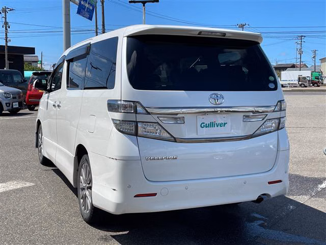 TOYOTA VELLFIRE