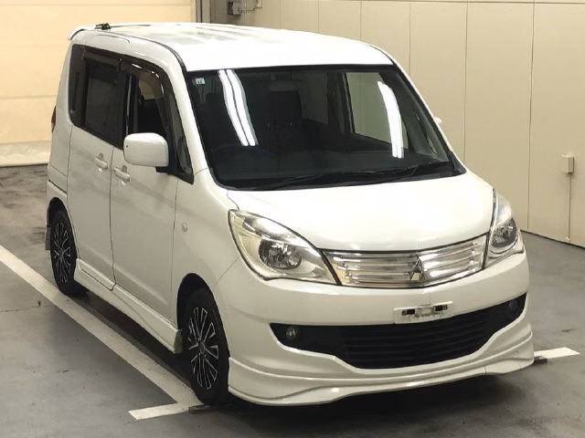 MITSUBISHI DELICA D:2