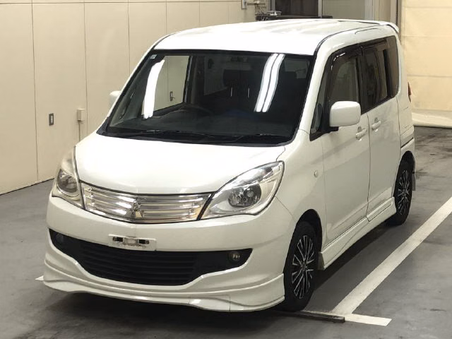 MITSUBISHI DELICA D:2