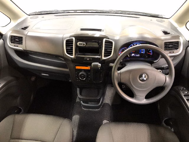 MITSUBISHI DELICA D:2