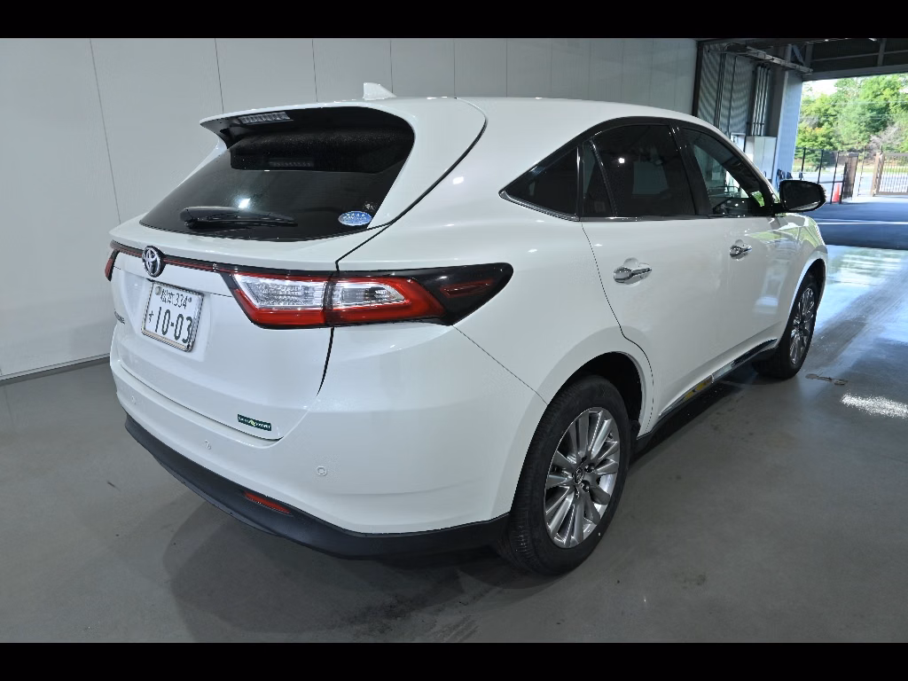 TOYOTA HARRIER