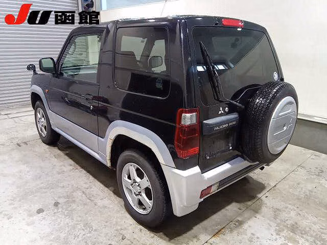 MITSUBISHI PAJERO MINI