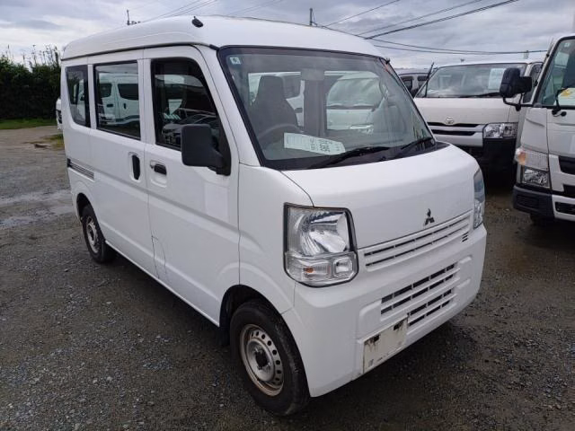 MITSUBISHI MINICAB
