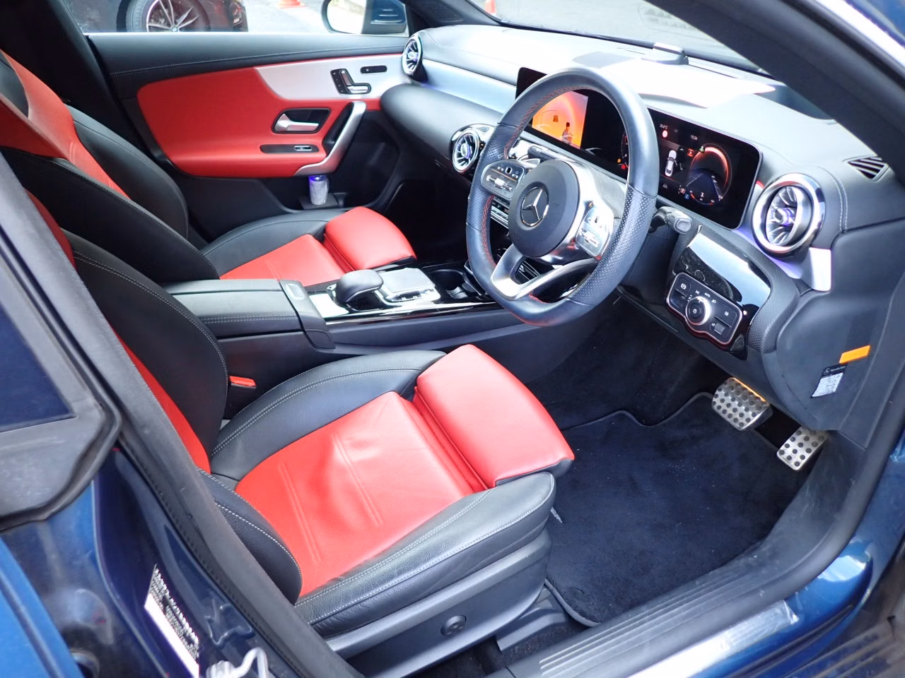 MERCEDES-BENZ CLA-CLASS