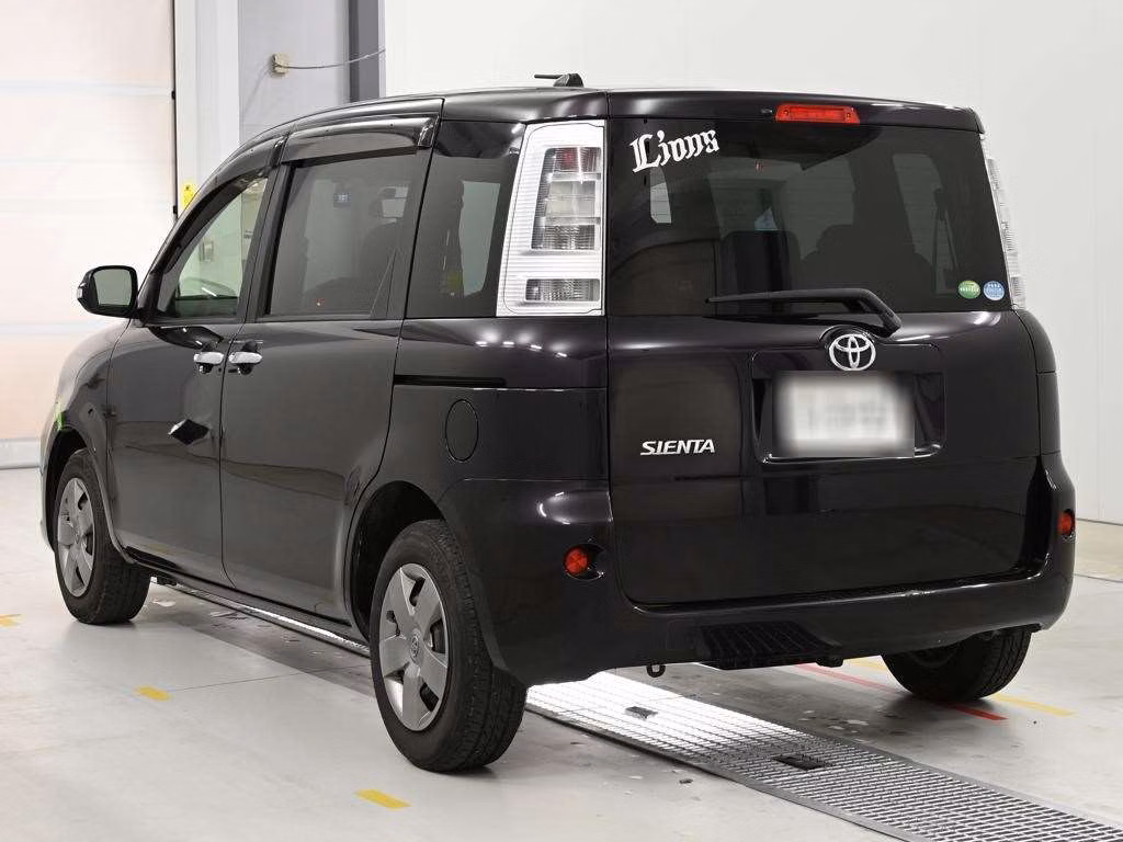 TOYOTA SIENTA