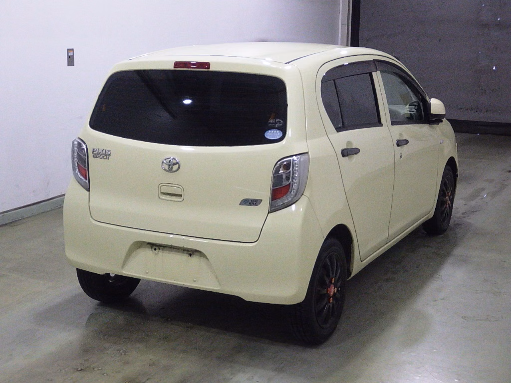 TOYOTA PIXIS EPOCH