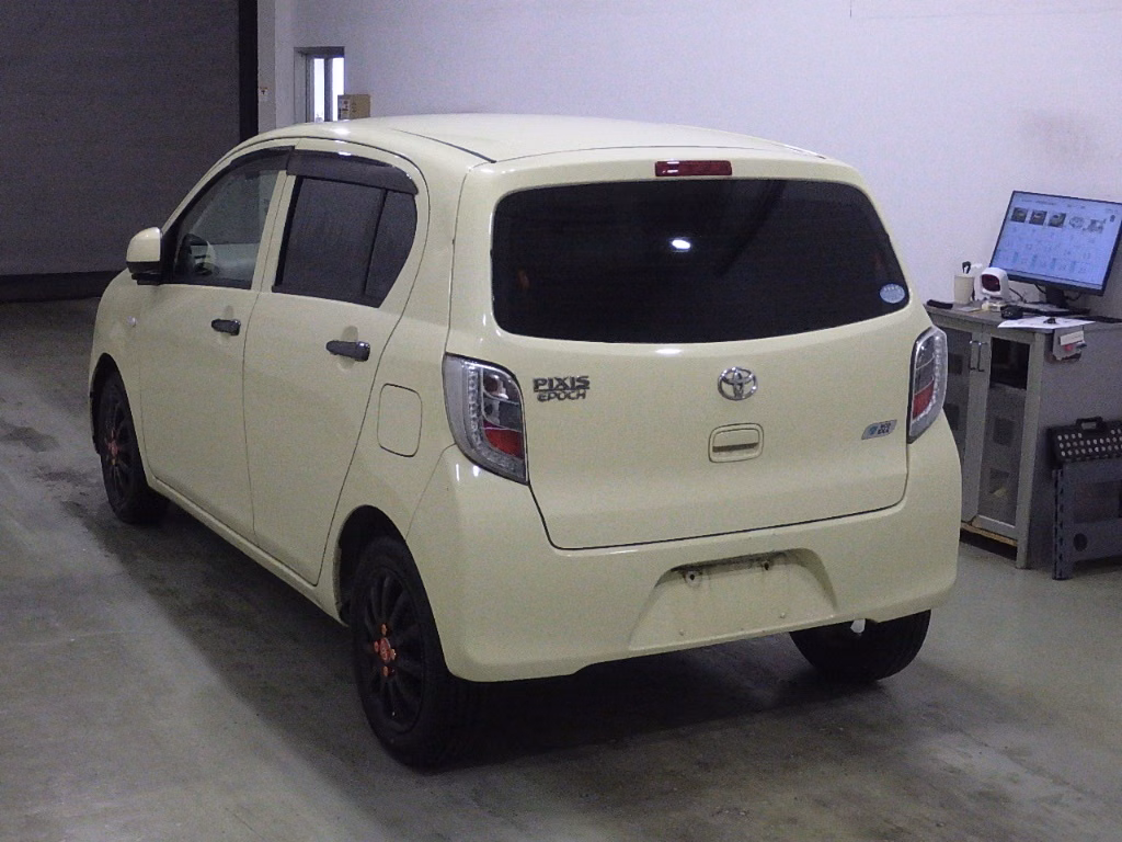 TOYOTA PIXIS EPOCH