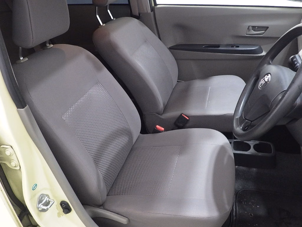 TOYOTA PIXIS EPOCH