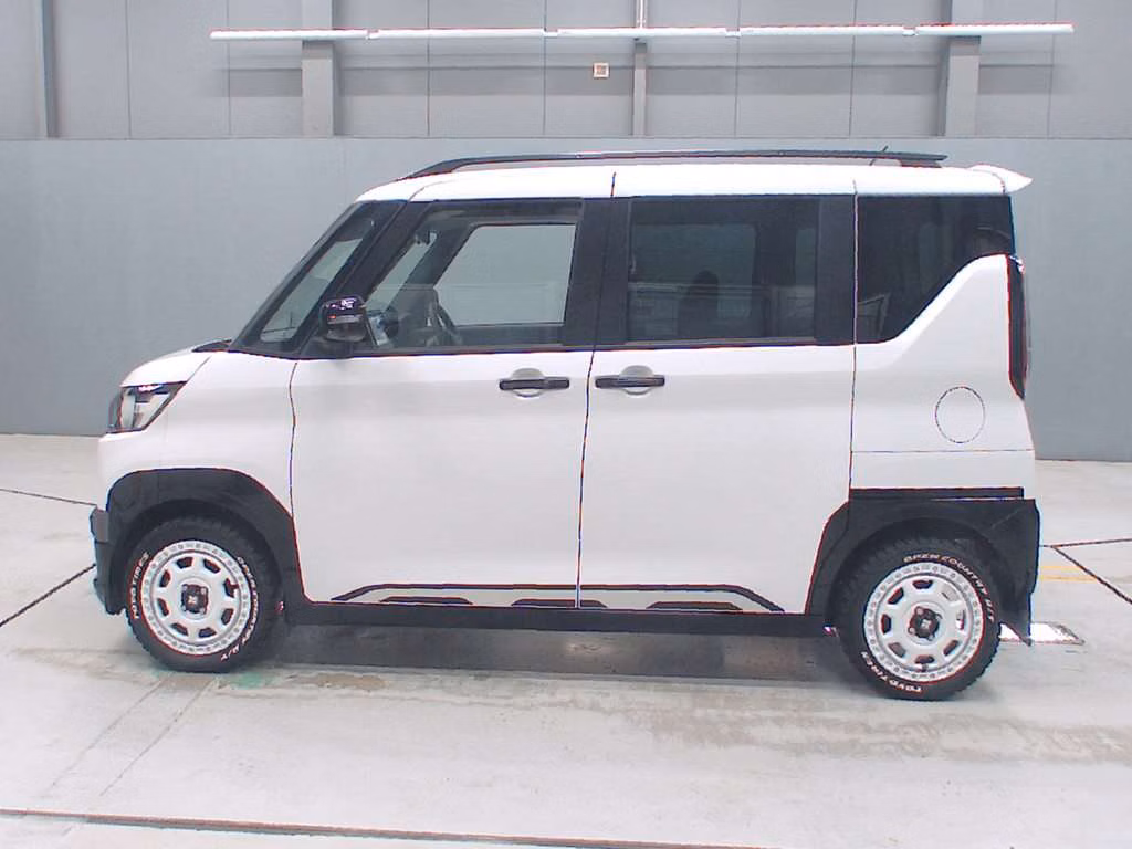 MITSUBISHI DELICA MINI